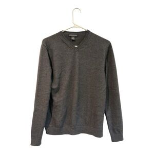 Banana Republic Men’s Merino Wool V-Neck Sweater Medium Charcoal Gray Slim Fit